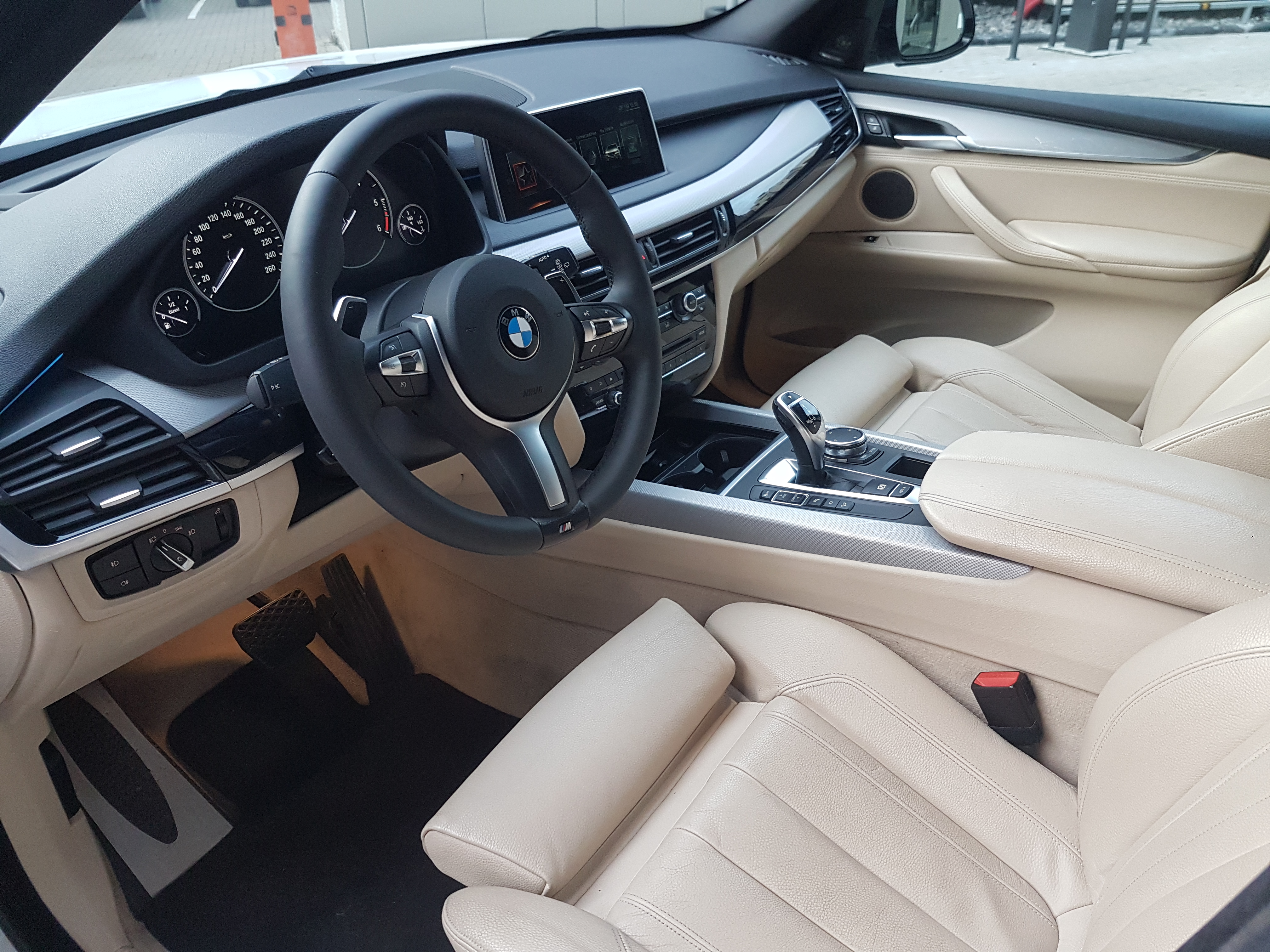 BMW X5 2025