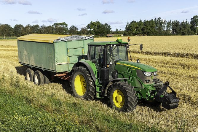 John Deere 6155M