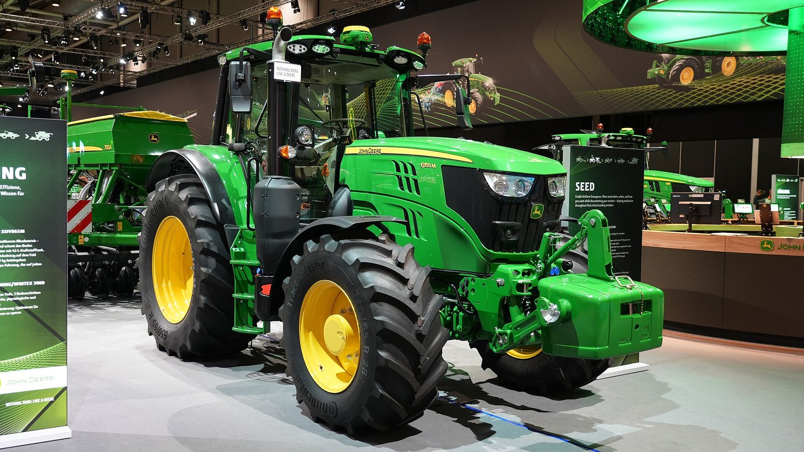 John Deere 6155M