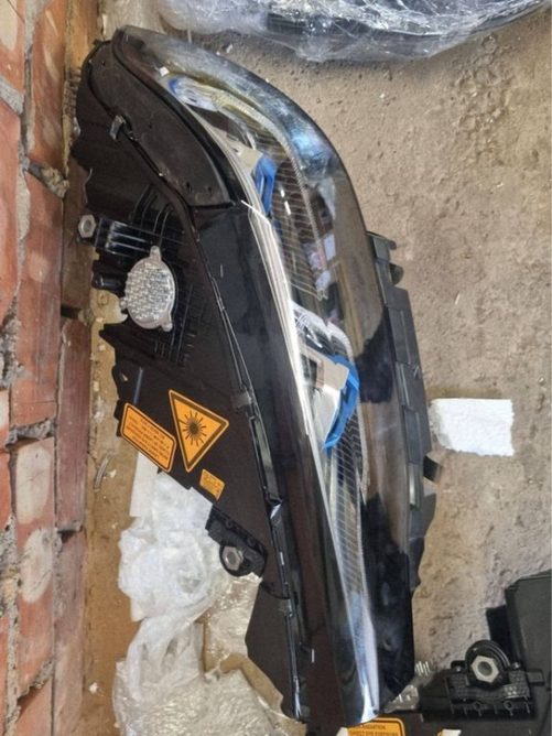 BMW X7 G07 Laser priekinių žibintų komplektas