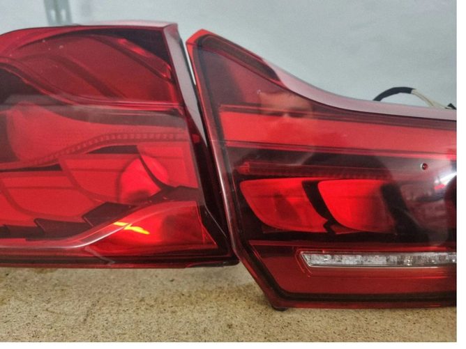 BMW M4 F82 F83 OLED galinių žibintų komplektas
