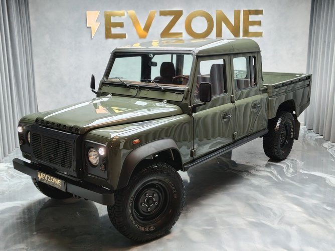 Land Rover Defender 2002