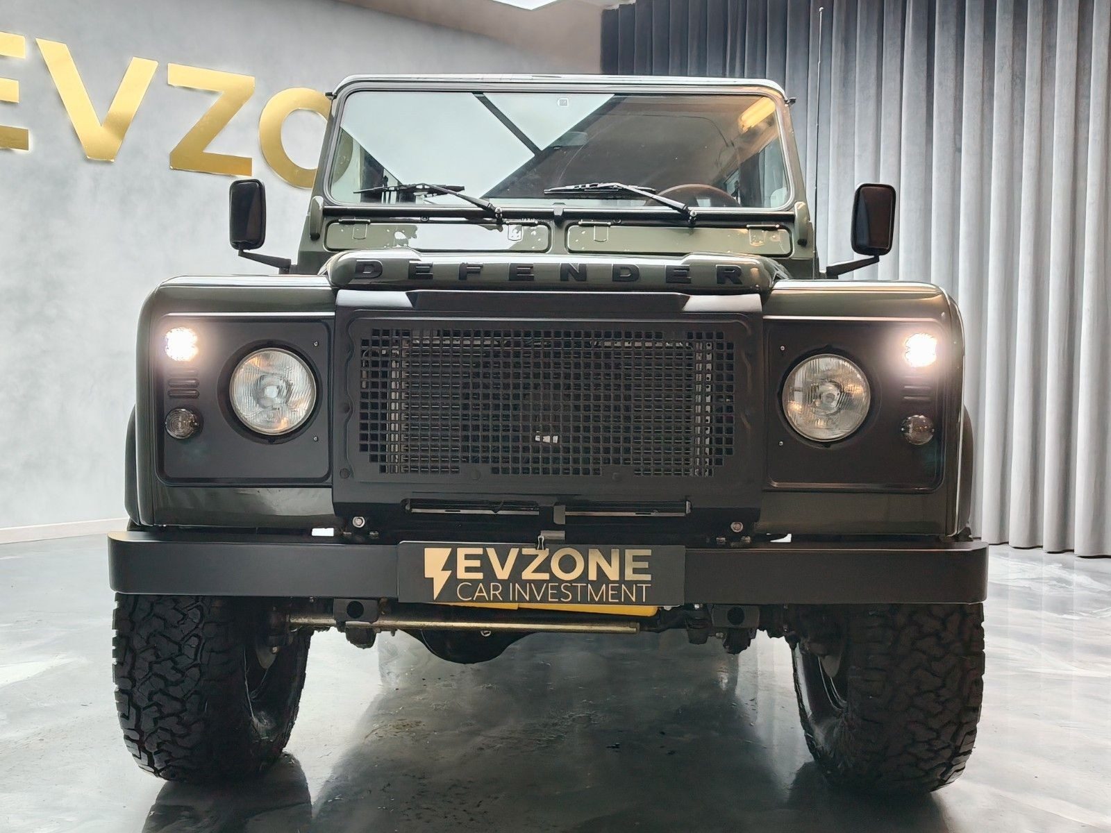 Land Rover Defender 2002