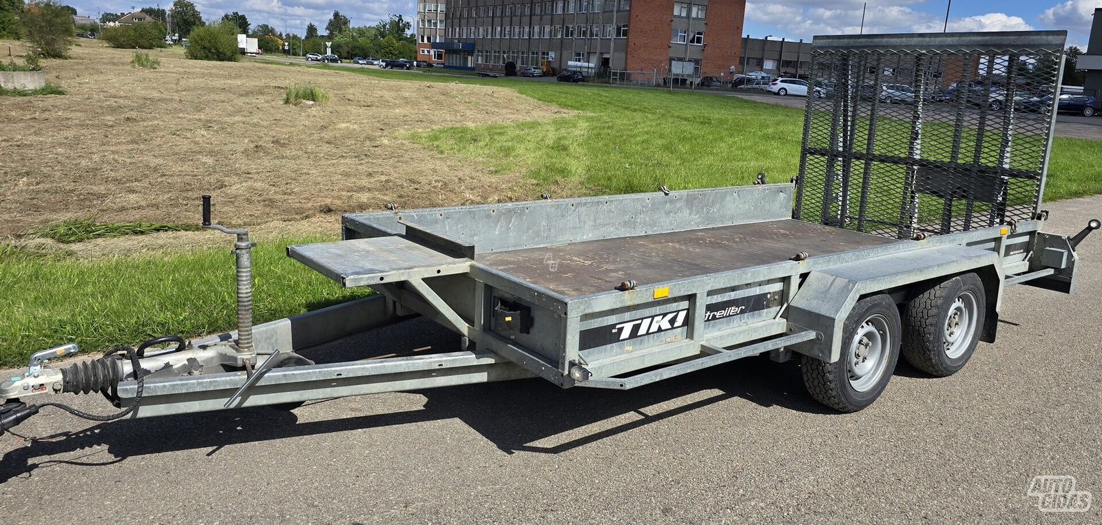 AAK Tiki Treiler TP385-DLB 2020