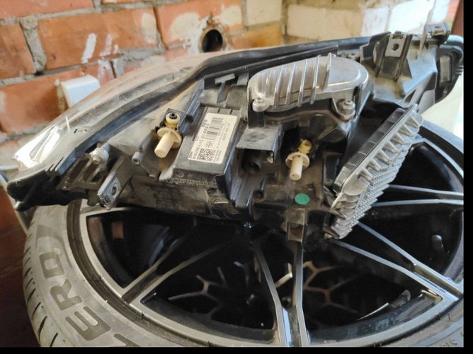 BMW 4 F32 F33 F36 LCI LED priekinis kairys zibintas (Valeo, US)