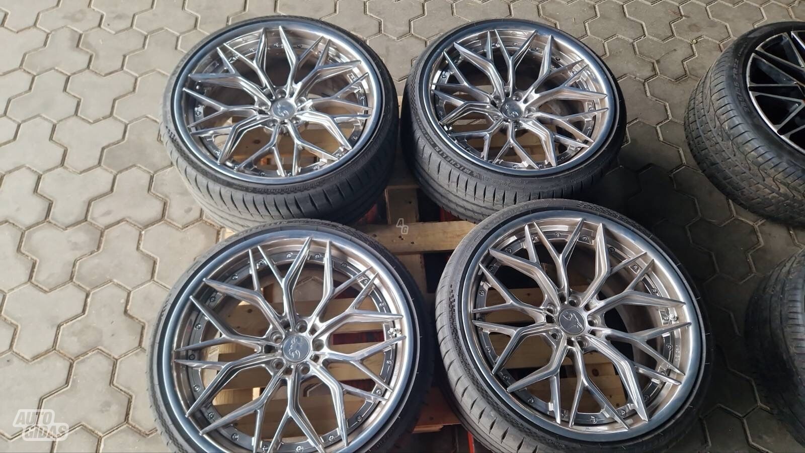 Swisscustoms R21x10 5x112