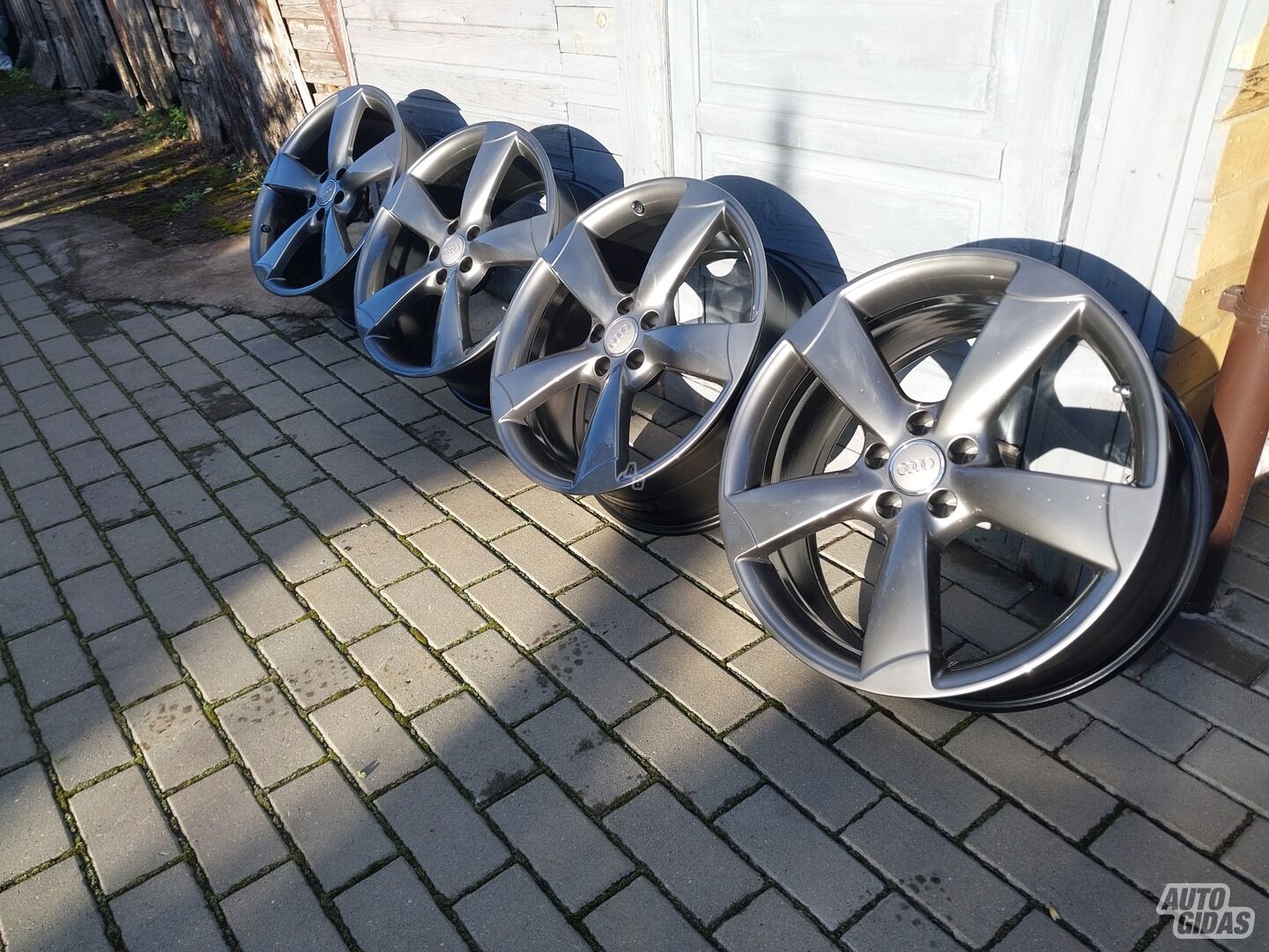Ronal R20x8.5 5x112